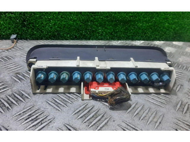 Дисплей    7700834690   Renault Twingo I