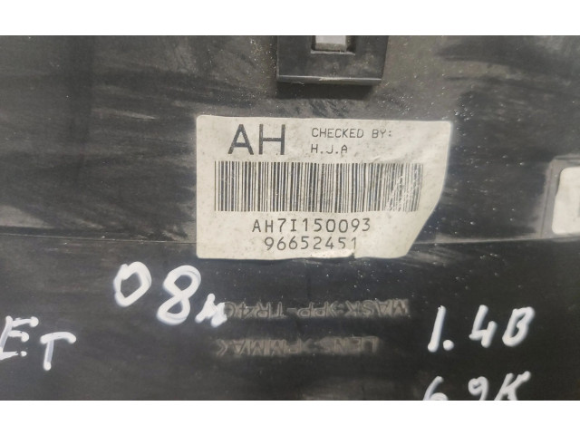 Přístrojová deska Chevrolet Aveo 2004 96426049