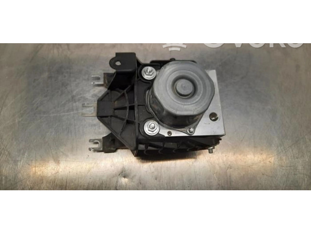 Блок АБС 47660HW21A Infiniti Q30 2015-2018 года