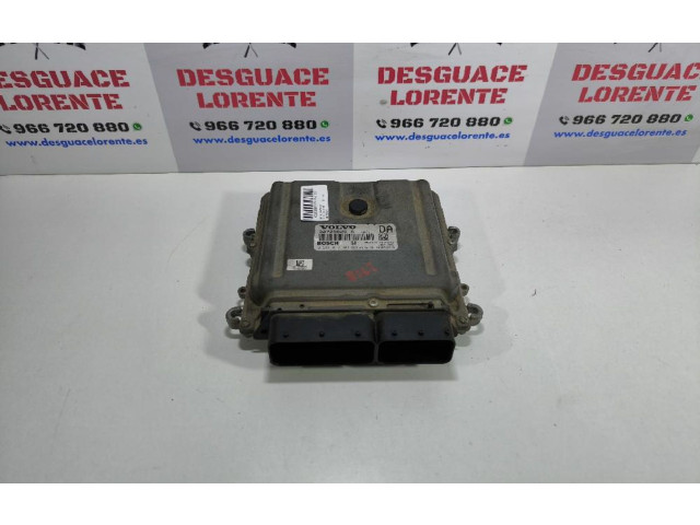 Блок управления двигателя 30729826   Volvo V70