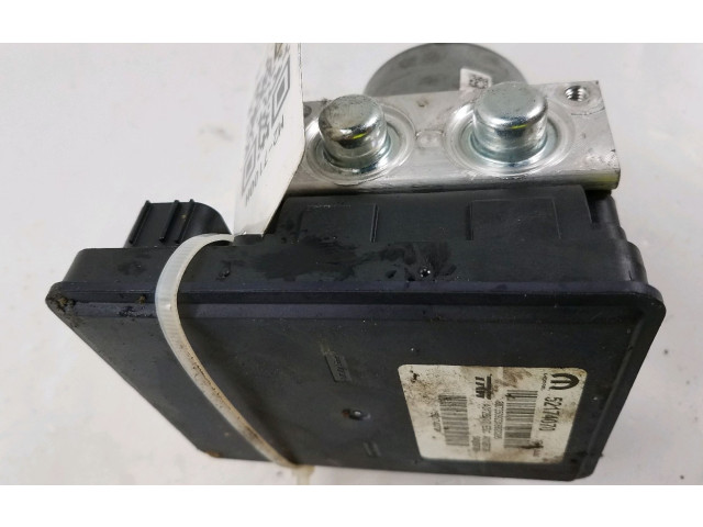 Блок АБС 6000632111   Jeep  Renegade  2014 -  года