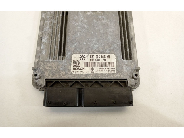 Řídící jednotka 03G906016HN, 0281012272   Volkswagen Caddy 2007