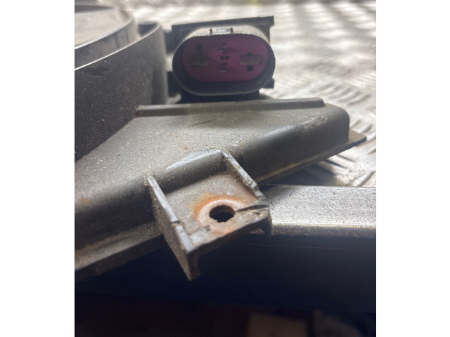 Вентилятор радиатора 1K0121207T Volkswagen Caddy