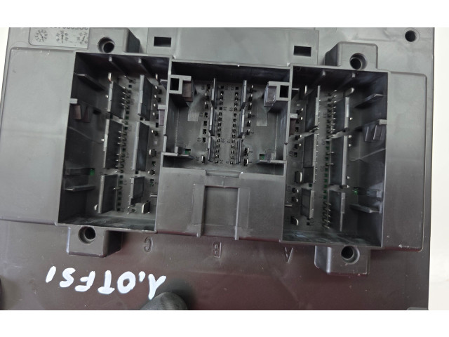 Блок комфорта 5Q0937084DF, BCMPQ37H Audi Q2 -