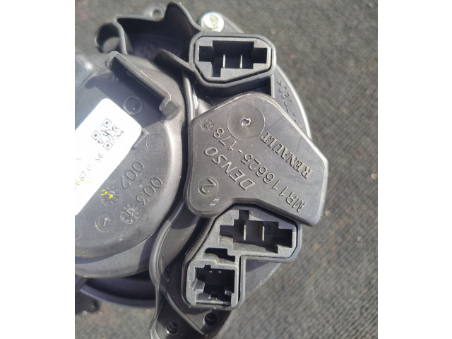 Вентилятор печки Renault Clio V