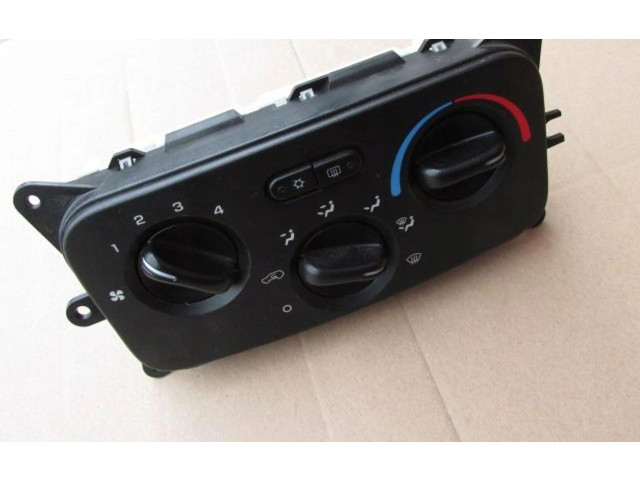 Блок управления климат-контролем P55037533   Jeep Cherokee III KJ