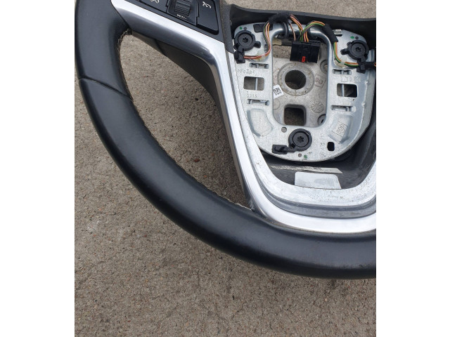 Руль Opel Meriva B 2010 - 2016 года 13412200, 0060002736