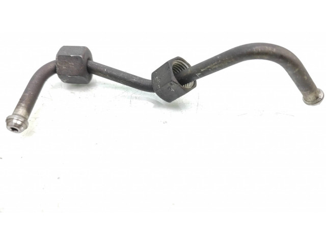 Трубка (трубки) для подачи топлива в жиклеры