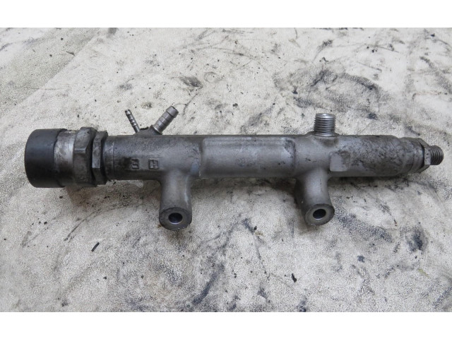 Vstřikovací lišta 059130090BS   Audi A8 S8 D4 4H     