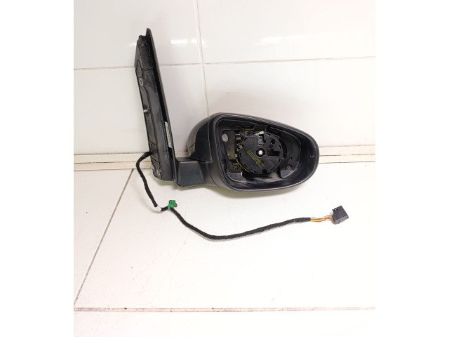 Зеркало электрическое Volkswagen Touran II 2010 - 2016 года