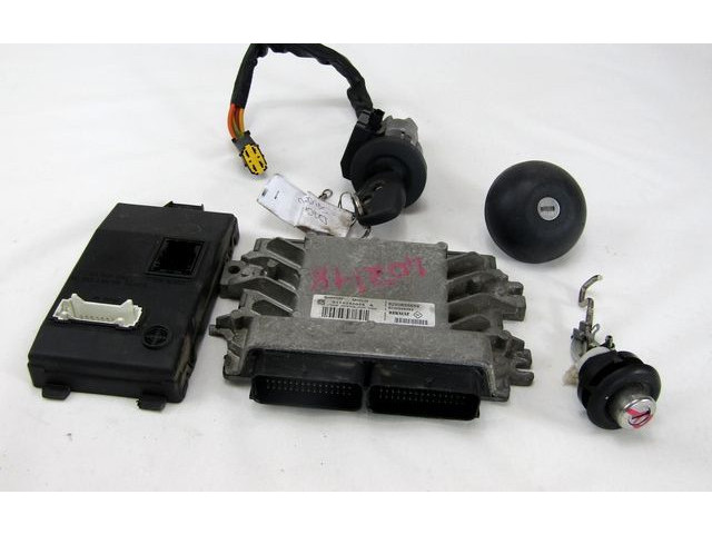 Комплект блоков управления 7197 Dacia Sandero