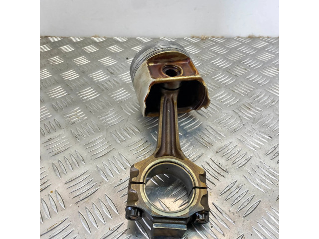  Поршень M 119.960 A1190300220, A1190300117  Mercedes-Benz SL R129 для бензинового двигателя 5.0