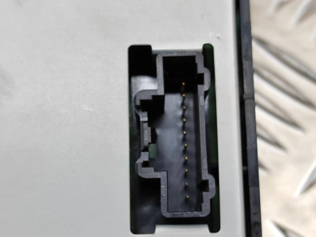 Блок управления климат-контролем AW9318D687DF Jaguar XJ X351