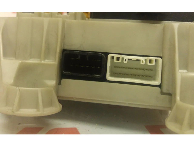 Přístrojová deska Toyota Previa (XR30, XR40) II 2003 8922128070, 156700-0870