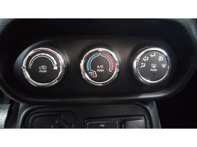 Модуль блока управления кондиционером Jeep Renegade