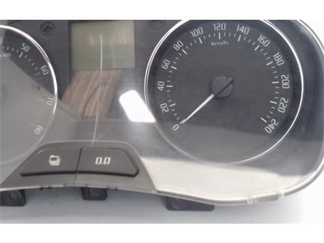 Панель приборов 5J0920810E Skoda Fabia Mk2 (5J)
