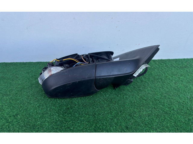 Зеркало электрическое        Skoda Fabia Mk3 (NJ)  2015 - 2021 года   