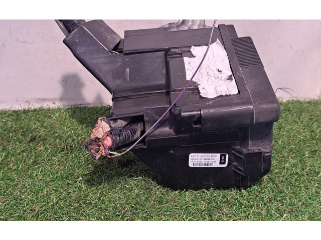 Блок предохранителей EV1T14K012, EV1T14K012 Ford B-MAX