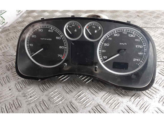 Přístrojová deska Peugeot 307 2001 P9646742280