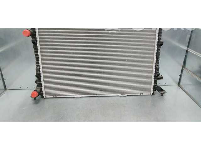 Радиатор охлаждающей жидкости    8K0121251L   Audi A6 S6 C7 4G