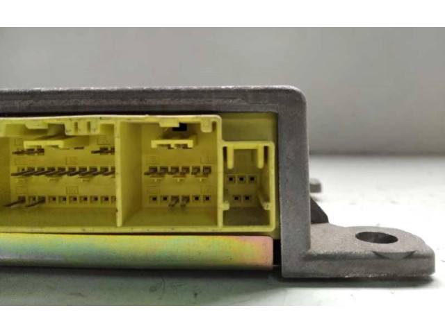 Блок подушек безопасности GG3E57K30, CENTRALITAAIRBAG Mazda 626