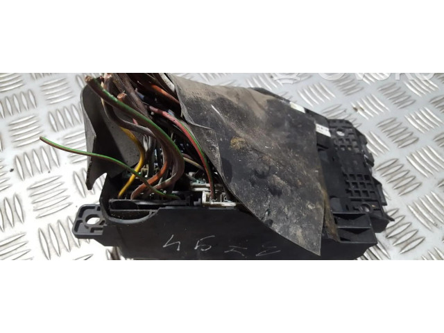 Pojistková skříňka Alfa Romeo 164 1995