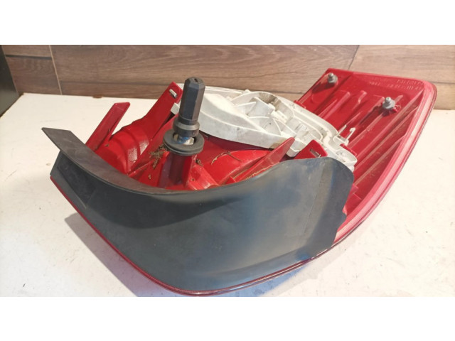 Задний фонарь правый 8P0945258A Audi A3 S3 8P 2003-2012 года