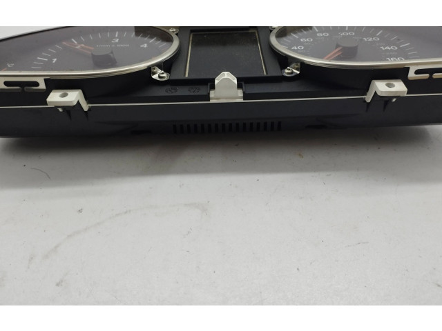 Přístrojová deska Audi Q7 4L 2006 5550007301