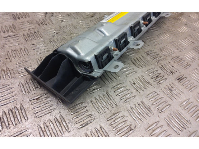 Подушка безопасности для колен 617379600C Mercedes-Benz A W176