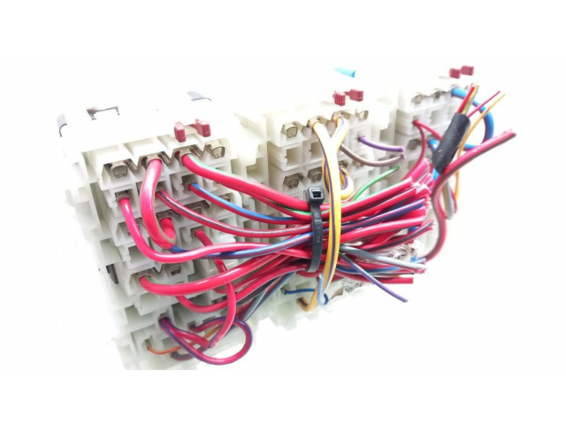 Блок предохранителей 6G9T14K131DA, 6G9T14K131BA Volvo V70