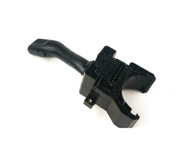 Ручка стеклоочистителей 4b0953503h Volkswagen Golf IV