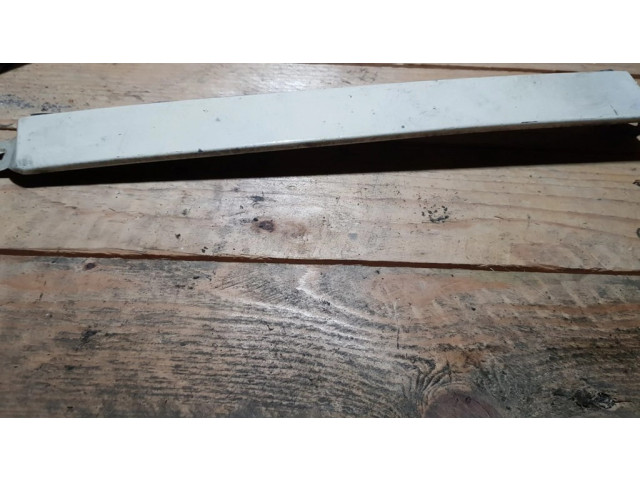 Отделка переднего фонаря