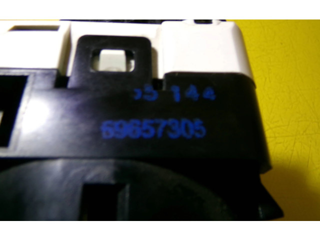 Блок управления климат-контролем 69657032 Mitsubishi Colt