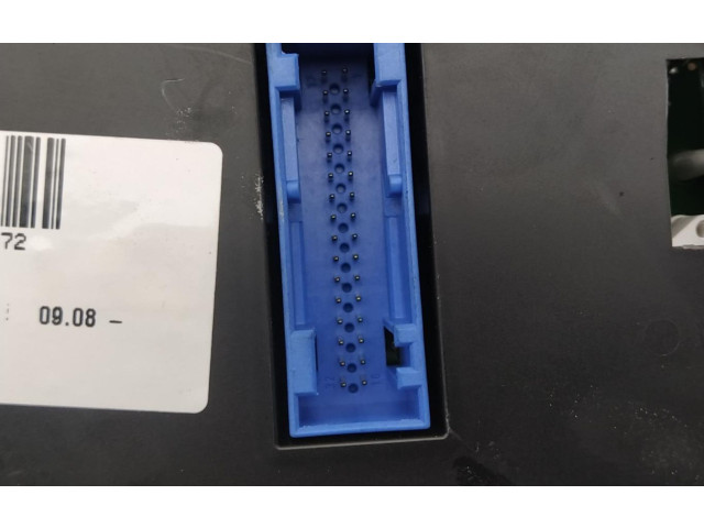 Панель приборов 5K0920870G   Volkswagen Golf VI       