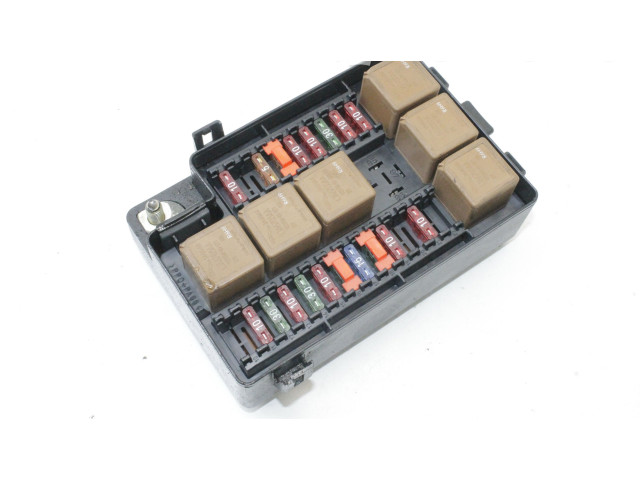 Блок предохранителей LJA2822AF Jaguar XK8 - XKR