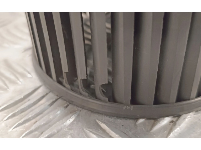 Вентилятор печки    1K1819015A, 983226W   Volkswagen Caddy