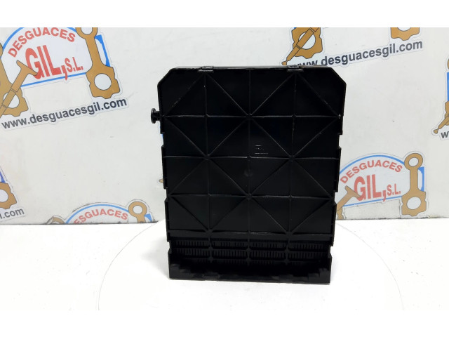 Блок предохранителей 9664156780, 146318   Citroen C2    