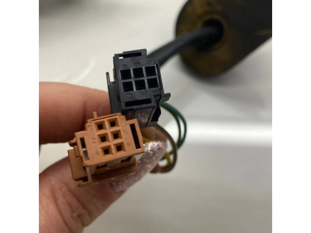 Зеркало электрическое левое Citroen C3 2010-2016 года