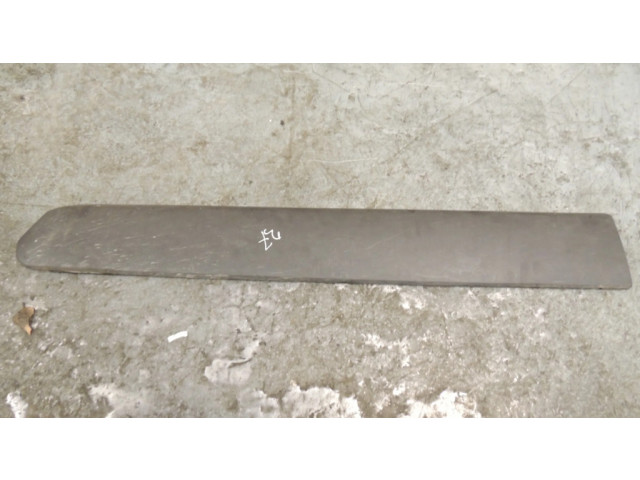 Передняя отделка дверей (молдинги)