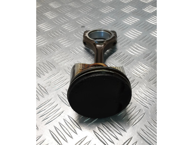 Поршень с шатуном 4J11 Mitsubishi Outlander для бензинового двигателя 2.0