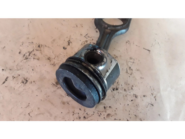 Поршень с шатуном 619 Citroen C3 Picasso для дизельного двигателя 1.6