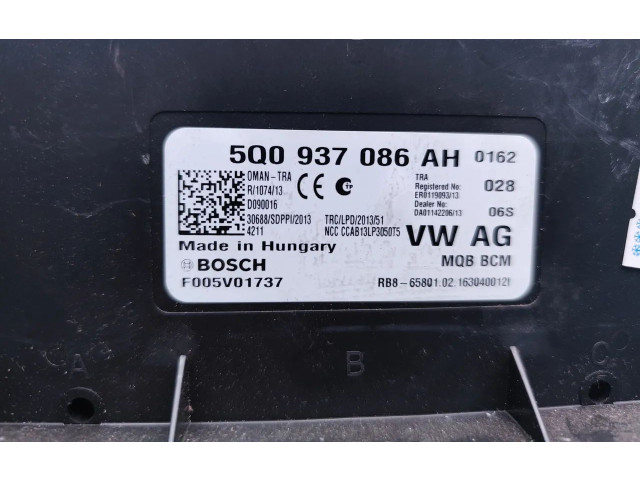 Блок комфорта 5Q0937086AH, F005V01737 Skoda Octavia Mk3 (5E)