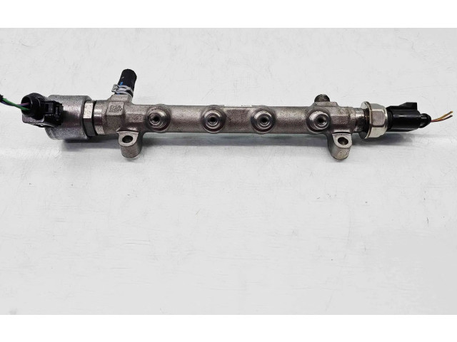 Топливная рампа 04L089G   Volkswagen PASSAT B8  