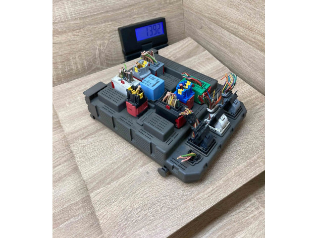 Блок комфорта 9654696080 Peugeot 607