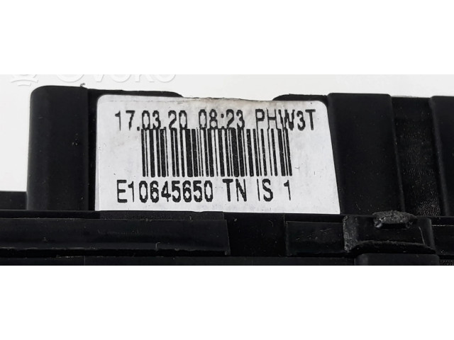 Ручка стеклоочистителей E10645650 Dacia Sandero