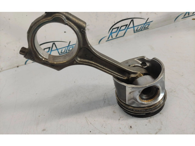 Píst 82L175, R052 Volvo XC60