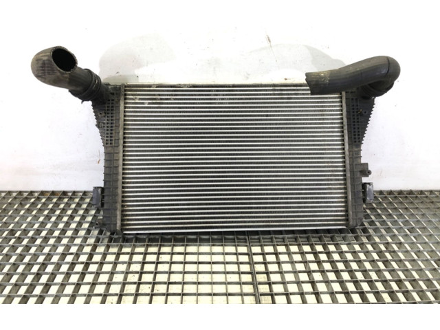 Интеркулер  1K0145803E   Volkswagen Golf Plus 