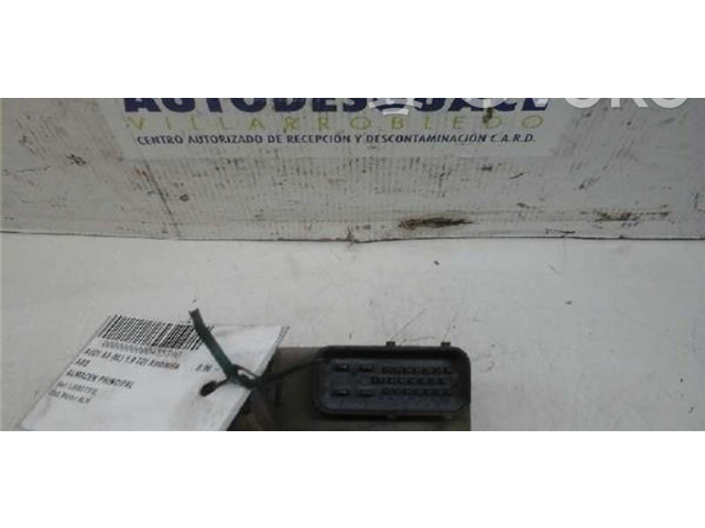 Блок управления ABS    1J0907379G   Audi A3 S3 8L