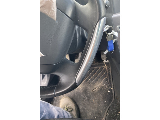 Руль Citroen C4 II 2011 - 2016 года 98039712ZD