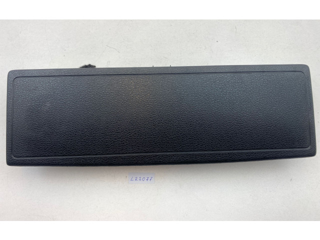 Подушка безопасности для колен 8V0880842A, TW6003CCXGM   Audi A3 S3 8V